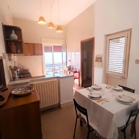 La Casa Del Nonno Hébergement de vacances Monreale